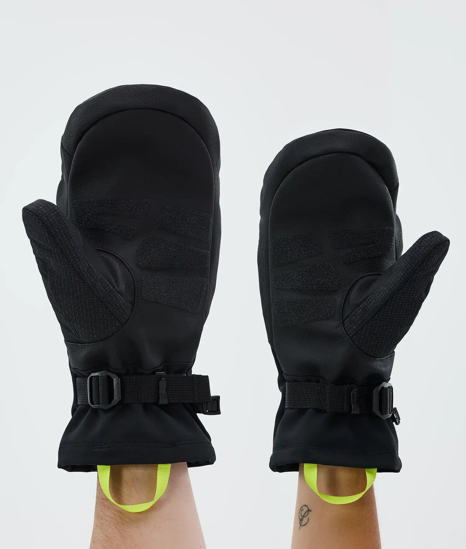 Ace Mittens Black